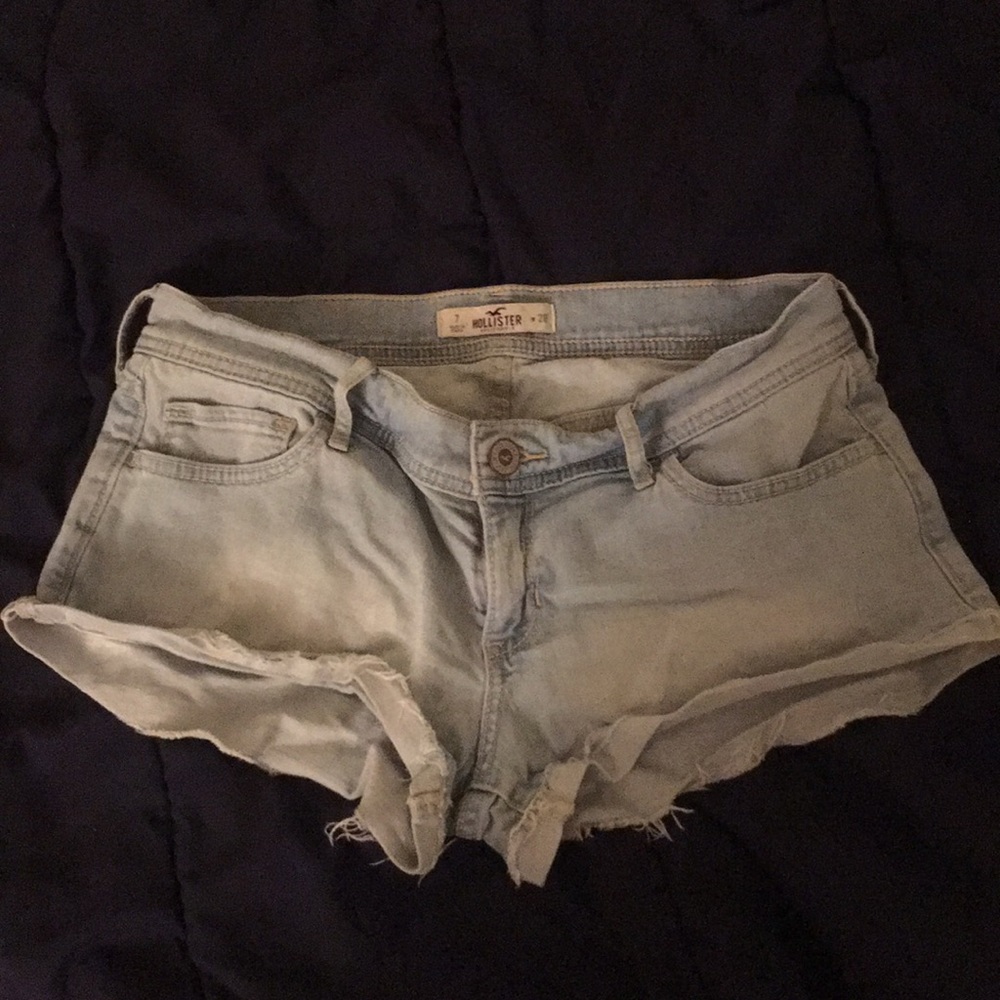 Hollister light washd jean shorts